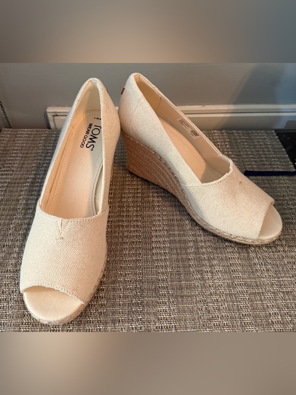 TOMS Cream Canvas Peep-Toe Wedge Espadrilles